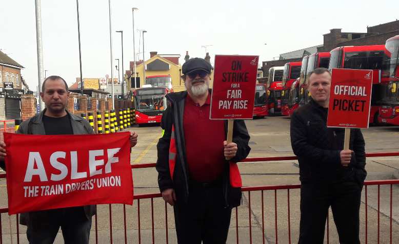 striking-bus-workers-lg.jpeg